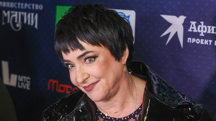 Уставшая от бойкота Лолита нашла отдушину в строительстве