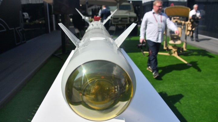 Изделие 305: Ракету-призрак полюбили русские пилоты и боится враг