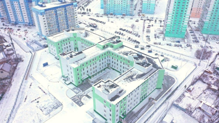В Новосибирске группа ВИС достроила две поликлиники по ГЧП