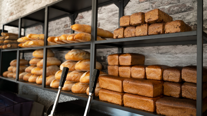 Почему магазинный хлеб всё больше напоминает вату: Технолог разъяснила Почему магазинный хлеб всё больше напоминает вату: Технолог разъяснила