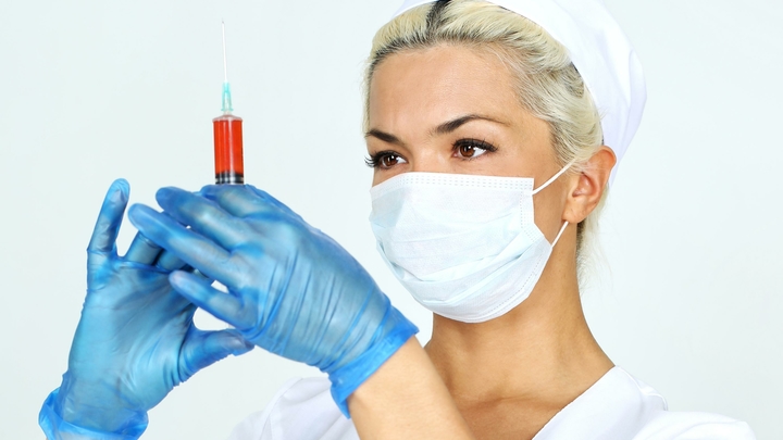 Врач назвал опасность заложенности ушей: Раз - и спас человека