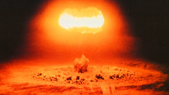 Стрелки часов Судного дня перевели на 10 секунд ближе к апокалипсису из-за конфликта на Украине