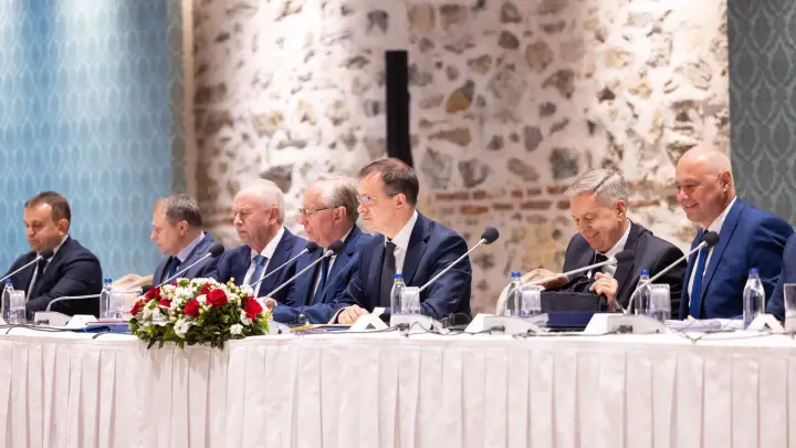 Всё изменилось в 16:47. Решение близко. Инсайдер заявил о скрытой части переговоров. Итоги уже сегодня