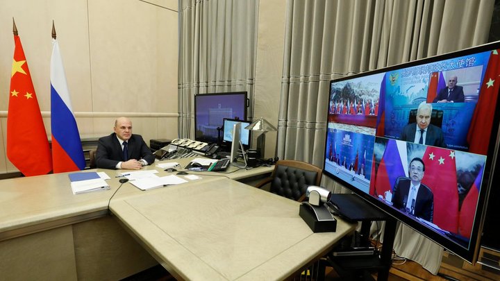 В связи с сокращением должности: Новая реформа Мишустина началась с отставок