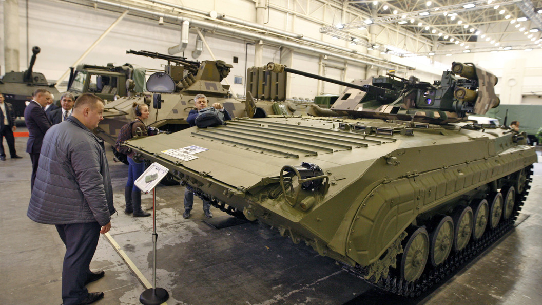 Украина вознамерилась отрезать канал экспорта военной техники России Украина вознамерилась отрезать канал экспорта военной техники России