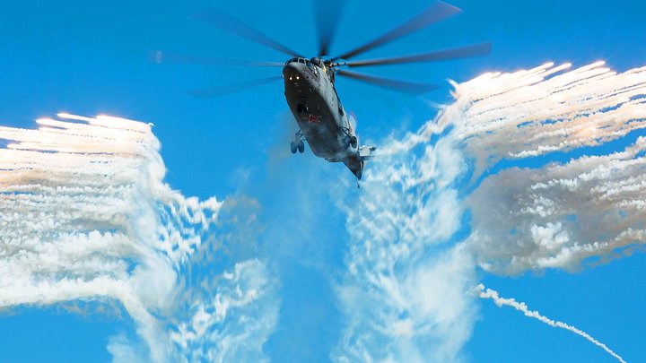 Американцев, остановивших наш военный конвой в Сирии, высмеяли в Сети: Смелые, только когда русские без Ми-35