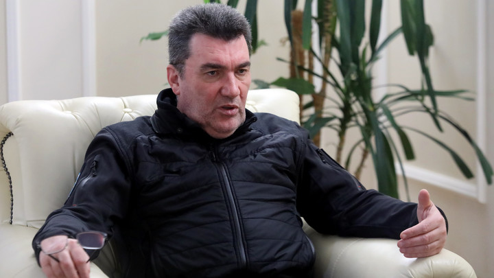 Глава СНБО нашёл способ сэкономить на генераторах: Нужны ракеты