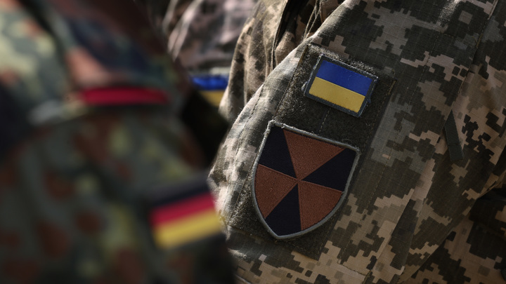 Daily Beast: Бойцы ВСУ под алкоголем и наркотиками убивают мирных граждан