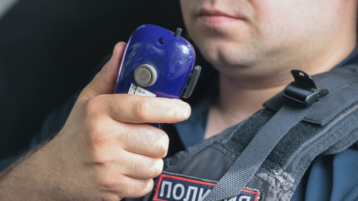 Докажите!: Изувечивший до смерти двухлетнюю малышку изверг хохотал в суде. Ему вынесли приговор, о котором молила мать