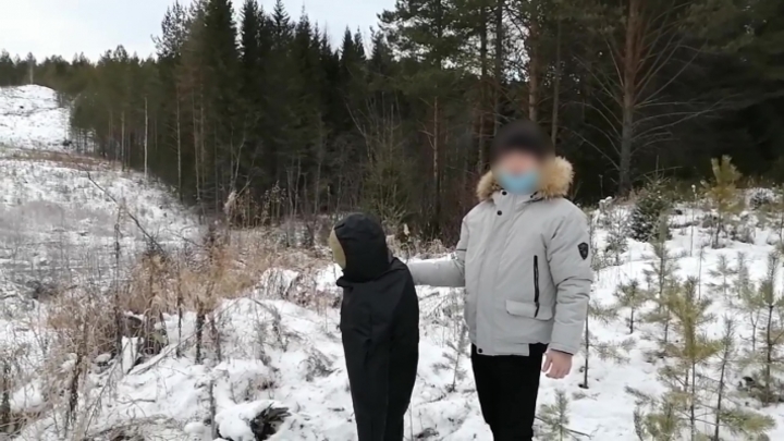 В Свердловской области мужчину за долг в 500 рублей похоронили заживо
