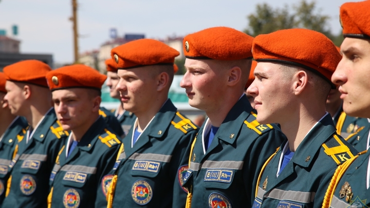 Белорусским спасателям выдадут 222 наименования форменной одежды