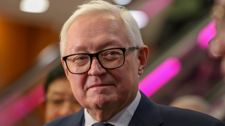 Рябков: Россия фиксирует реакцию Запада на изменения своей ядерной политики