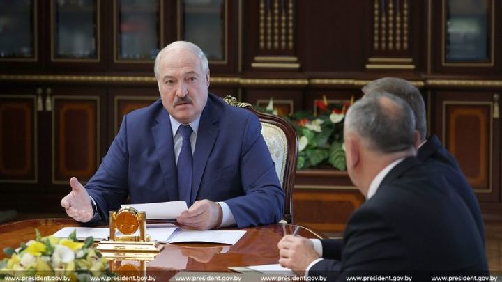 Александр Лукашенко дал совет соплякам на «мерсах»