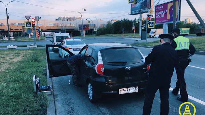 Взбодрился алкоголем и погнал: В Петербурге задержали пьяного мигранта на чужом авто