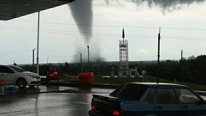 «Пыльный дьявол» из Москвы добрался до Мурино