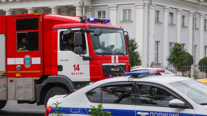 Экстренные службы работают на месте происшествия на востоке Москвы