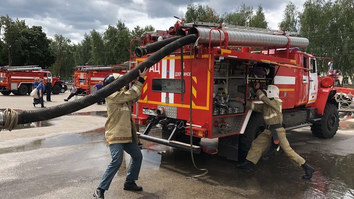 В Нижнем Новгороде спасли 15 человек из горящего дома