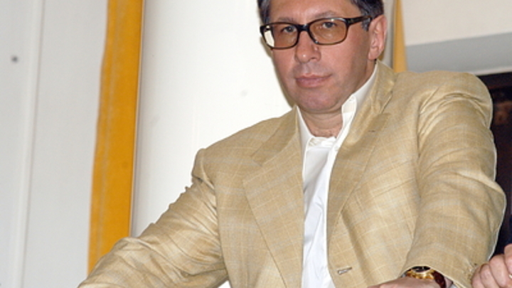 Мэр Риги оценил лишение гражданства Латвии Петра Авена: Как получил, так и потеряет