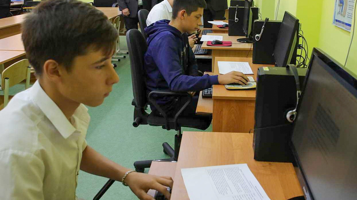 В школах Ростовской области детей начнут учить информационной безопасности
