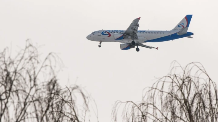 Странные сообщения на аварийной частоте: Опытный пилот дал пояснения