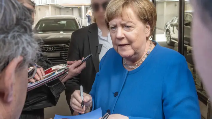 Меркель припомнили Минские соглашения: В Госдуме экс-канцлера обвинили в разжигании украинского конфликта