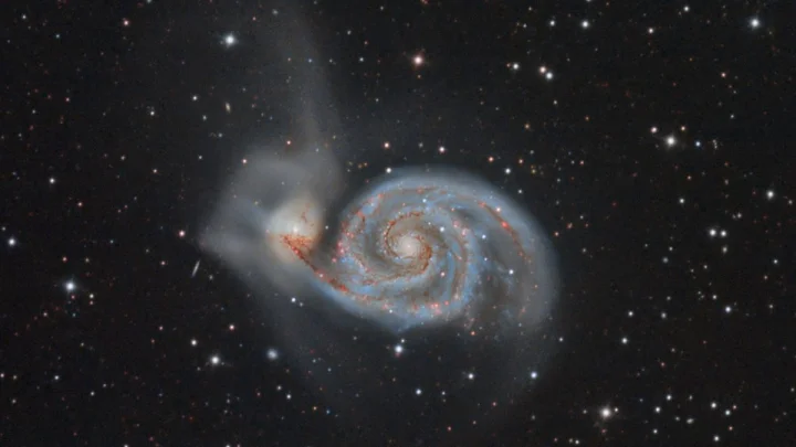 Ядерное оружие скоро станет неактуальным? Учёные смогли создать бомбу чёрной дыры