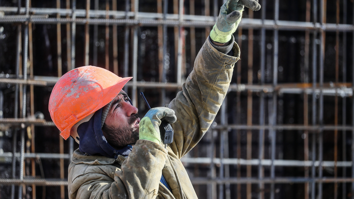 Мигранты требуют справки на оружие: Кто и зачем вооружается в России
