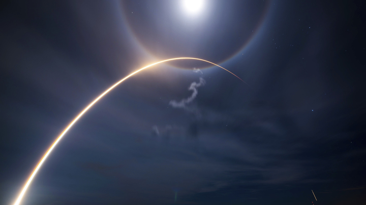 Пуск с полигона Капустин Яр: Световой след ракеты видели в других городах