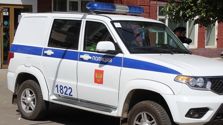 Красивая, но раздетая. В Ростове-на-Дону женщину обворовали в салоне красоты
