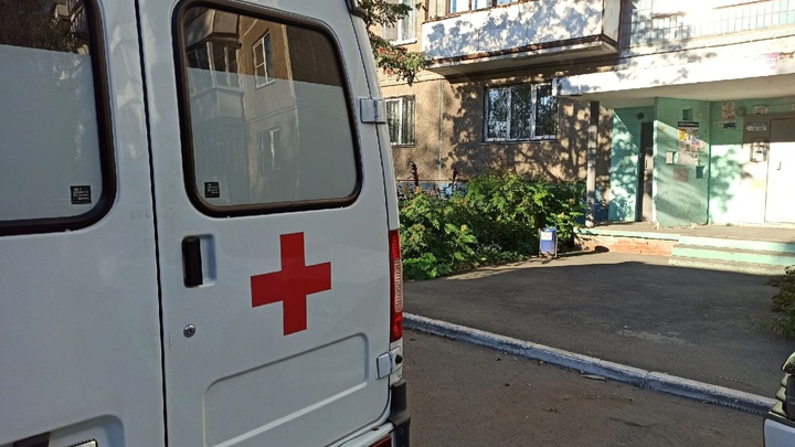 Челябинец на инвалидной коляске упал в карьер в парке Гагарина