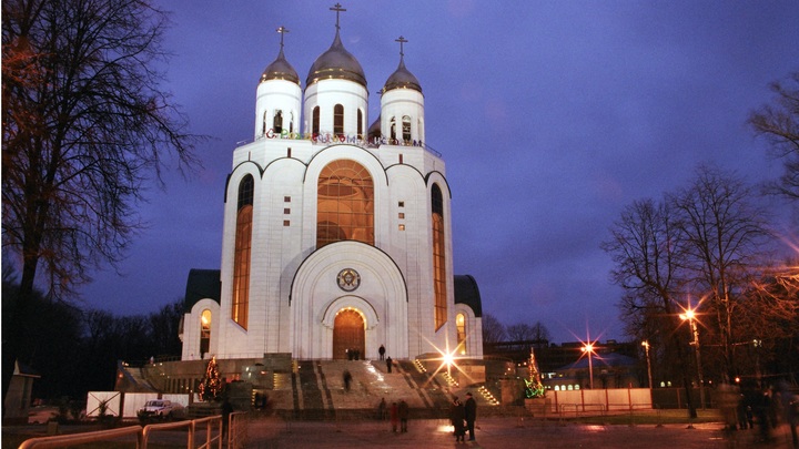 Родители парней, мывших обувь в святом источнике, попросили прощения