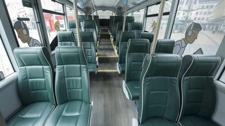 Почему погибли люди? Власти Болгарии назвали три версии трагедии на трассе