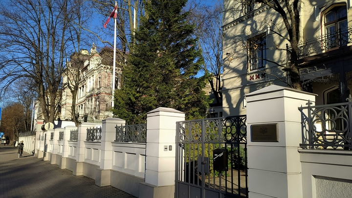 Виновный в краже вещей доктора Курпатова намекнул на отношения с ним: называл его зайчик и малыш