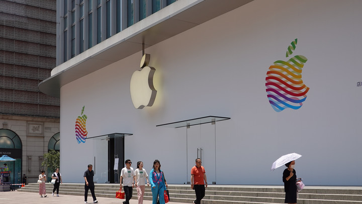 Apple открестилась от ЦРУ после шпионского скандала в России: Мы никогда