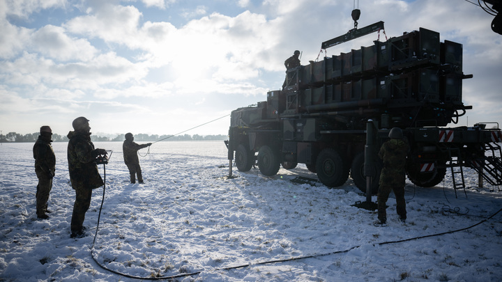 ЕС шантажирует Венгрию базукой ради Украины. Ответ был жёсткий