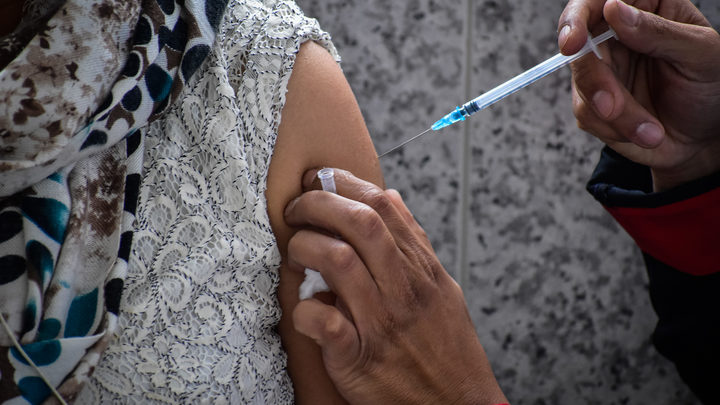 Минздрав Израиля разоблачил эффективность вакцины от коронавируса: Всего 39%