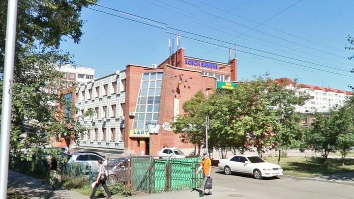 Дом охотника в Новосибирске собрались продать за 77 млн рублей