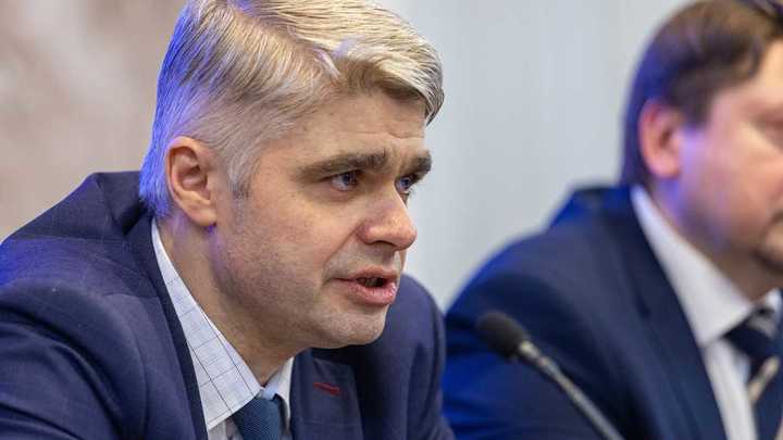 Коллективу ННГУ представили и.о. ректора Олега Трофимова