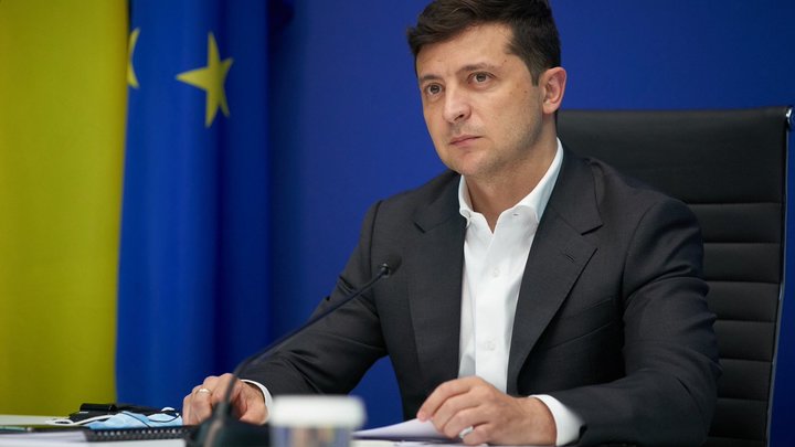 Даже его министры над ним смеются: План Зеленского по Крыму назвали плохой шуткой