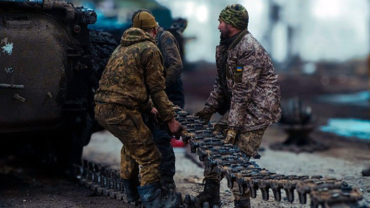 Без поддержки и помощи командования: Элитная 47-я бригада бьёт тревогу в Курской области. Конец декабря будет сложным — сводка СВО глазами военкоров