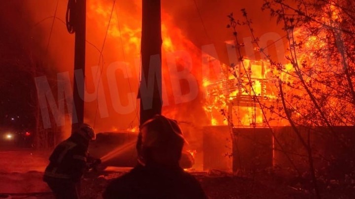 В Ивановской области на пожаре двухэтажного дома погиб 79-летний пенсионер