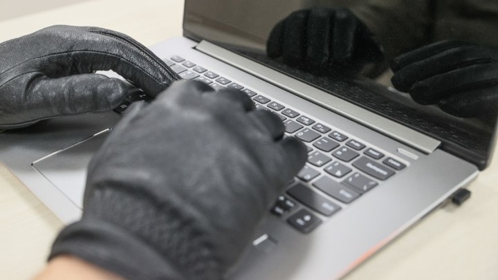 Массовый сбой в рунете: Стало ясно, почему обвалились русские сайты