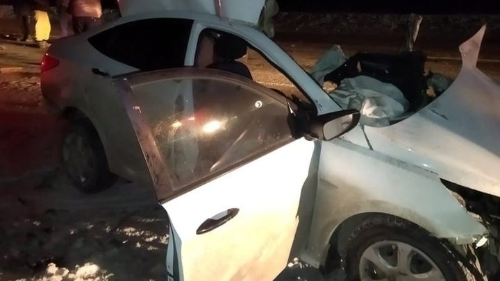 В Новосибирской области в аварии с грузовиком погибли двое жителей Кузбасса