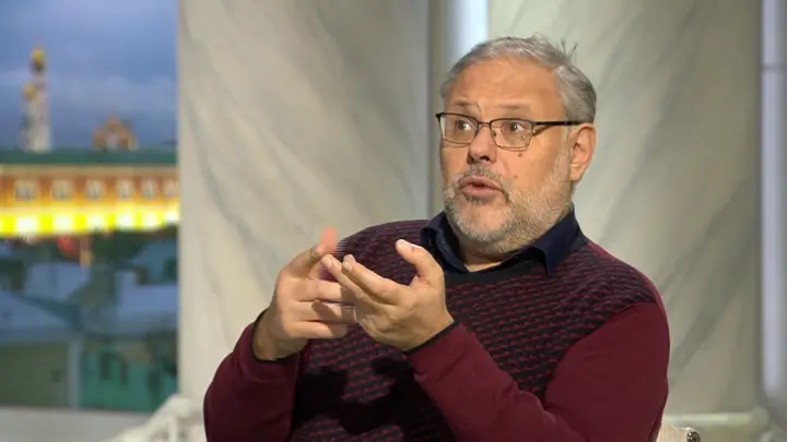 Хазин назвал политиков в России, которые попадут под горячую руку Путина