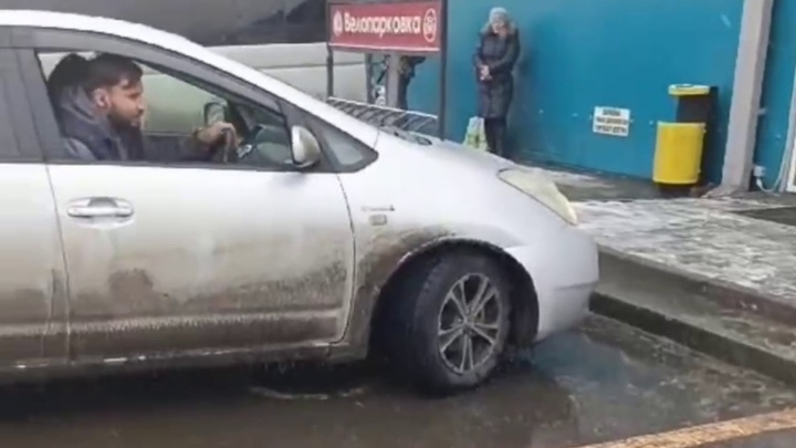 Угрожавший бойцу СВО житель Приморья решил пойти на фронт