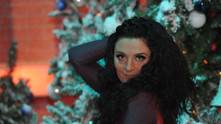 Елена Ваенга потеряла сознание в Театре на Малой Бронной в Москве