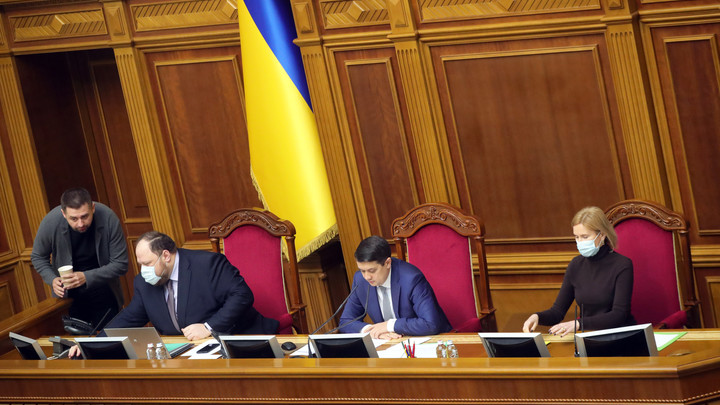 Вышиванка Фартушняков не спасла: Как братья делали бизнес на русских и попали под санкции Киева