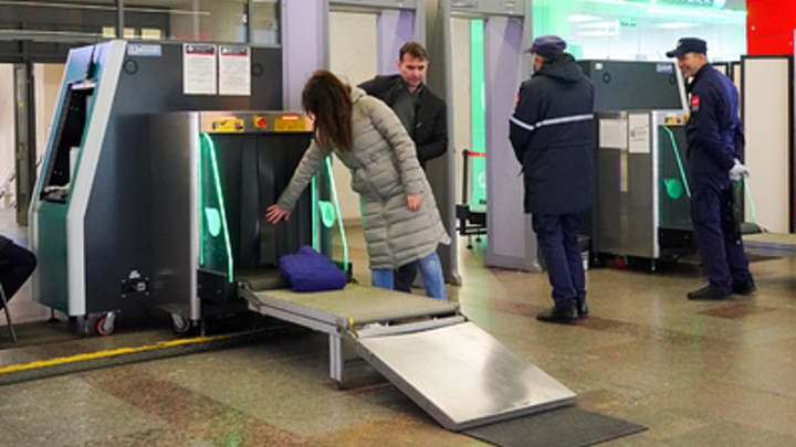 Пассажирам с избытком вещей при посадке может грозить снятие с рейса