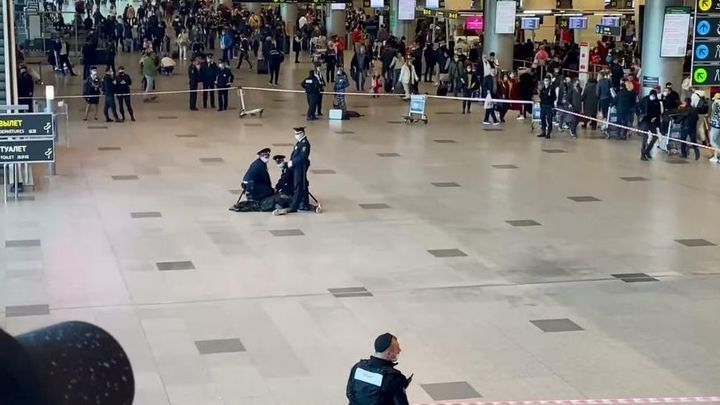 Бомбы у пассажира, угрожавшего взорвать терминал в Домодедово, не оказалась