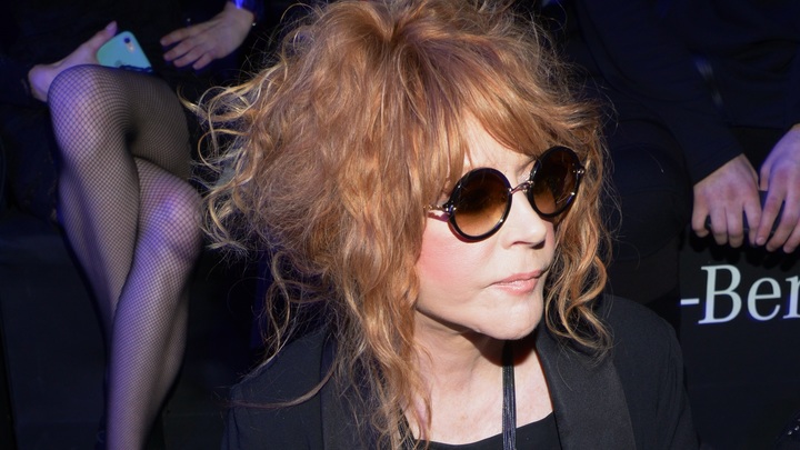 Пугачёва хочет продолжить карьеру в России: После походов по высоким кабинетам слово взял продюсер